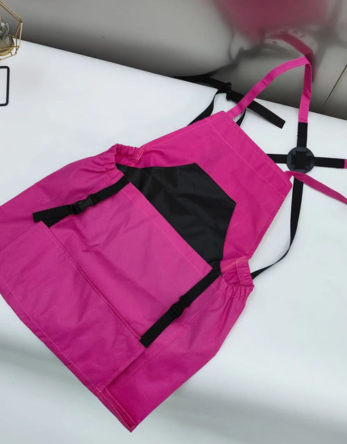 Load image into Gallery viewer, HarvestMate Outdoor Apron – Large Pocket Gardening Apron Backpack for Efficient Harvesting & Tool Storage